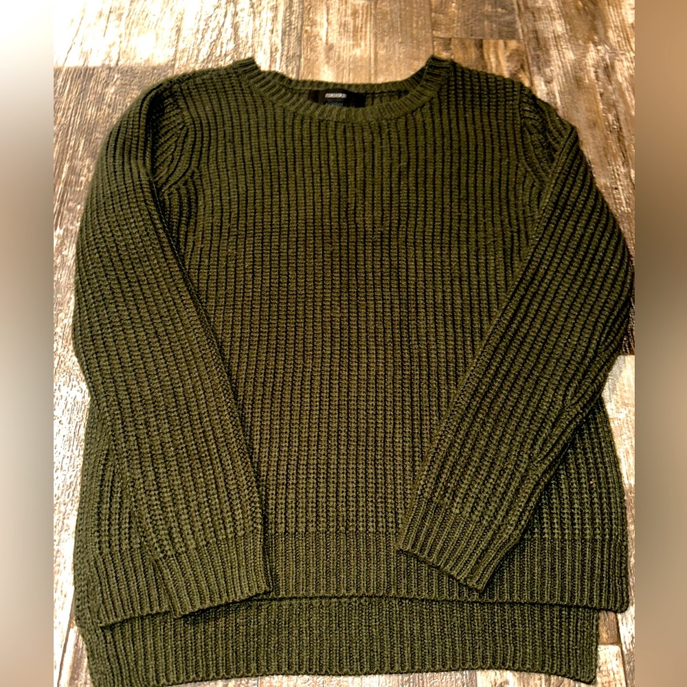 Dark green forever 21 sweater
